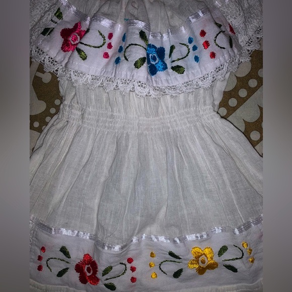 Baby’s first Cabo dress 👗 - Picture 2 of 3